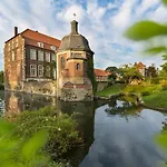 Hotel Schloss Wilkinghege 4*
