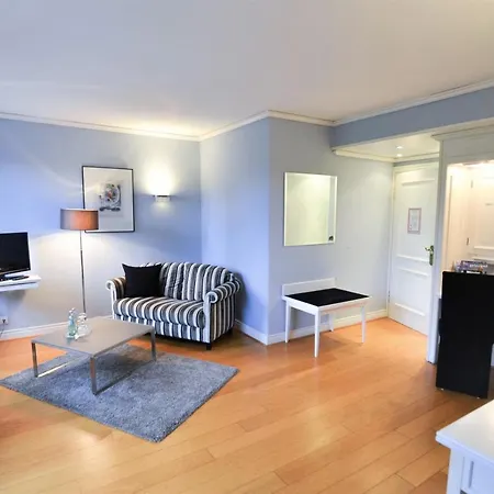 Hotell Schloss Wilkinghege 4*