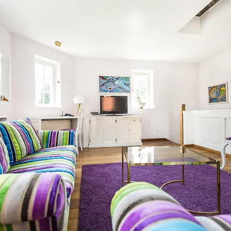 Schloss Wilkinghege 4*