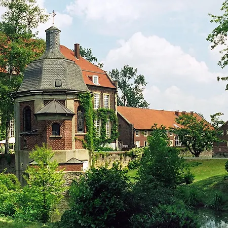 Schloss Wilkinghege 4* Munster (North Rhine-Westphalia)