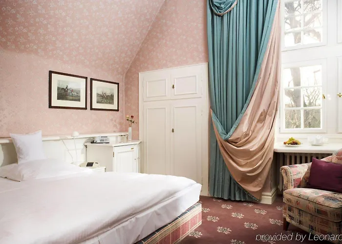 فندق Schloss Wilkinghege 4*