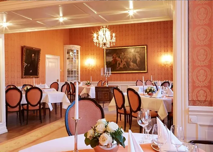 Schloss Wilkinghege Otel Munster (North Rhine-Westphalia)