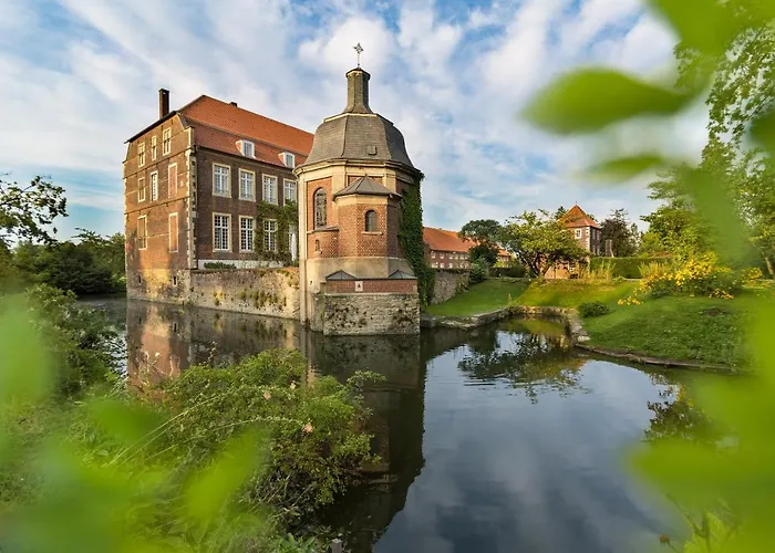 فندق Schloss Wilkinghege 4*