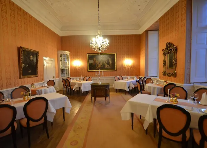 Schloss Wilkinghege 4*